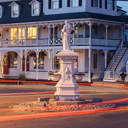 Inn At Old Harbor Нью-Шорхэм Экстерьер фото